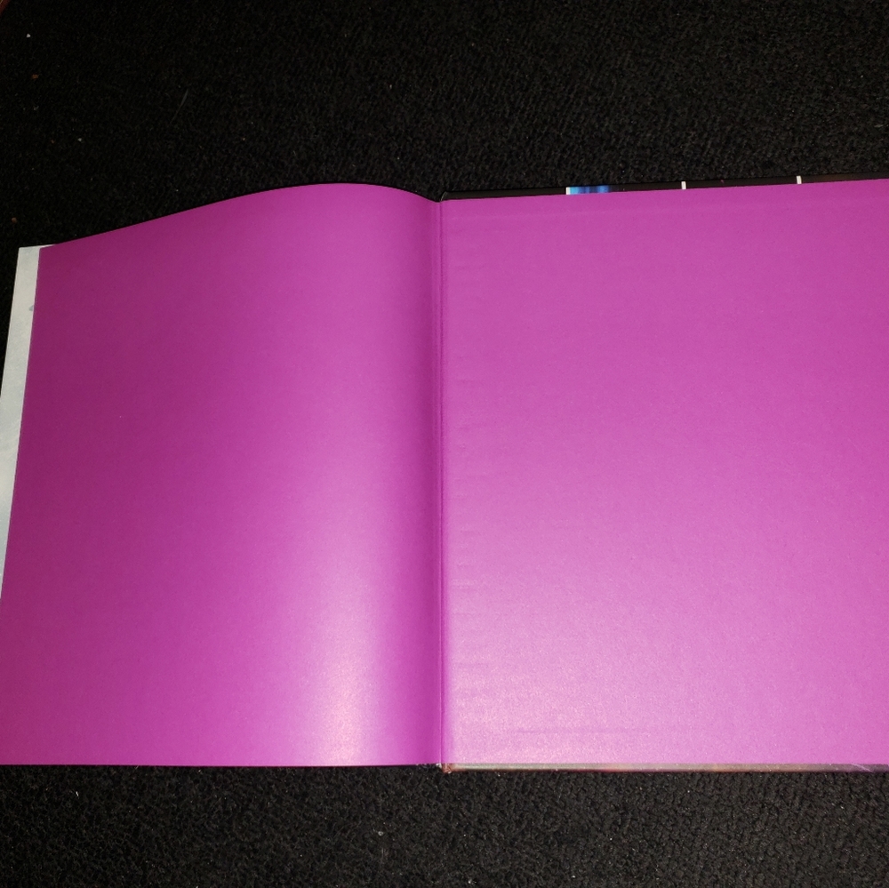 Whoniverse Unofficial Doctor Who guide book - Picture 5 of 16